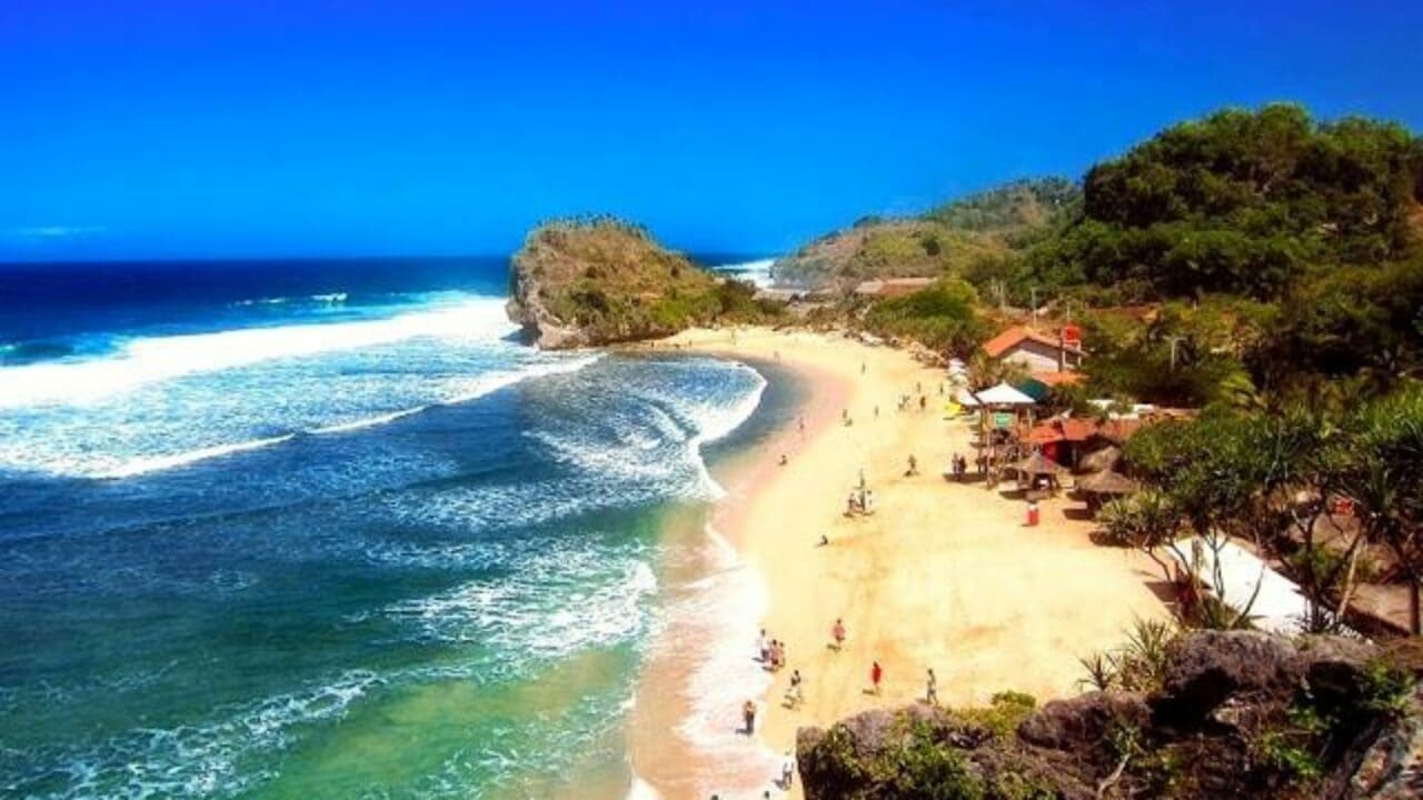 Siung Beach A Hidden Gem of Yogyakarta (1)